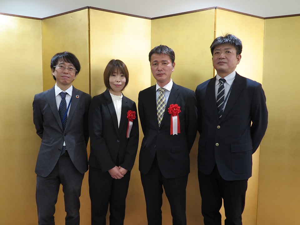 令和5年度岡山大学永年勤続者表彰状授与式が行われました
